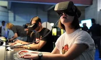 情报速递 | 2018世界VR产业大会新闻发布会今日在人民大会堂成功举办